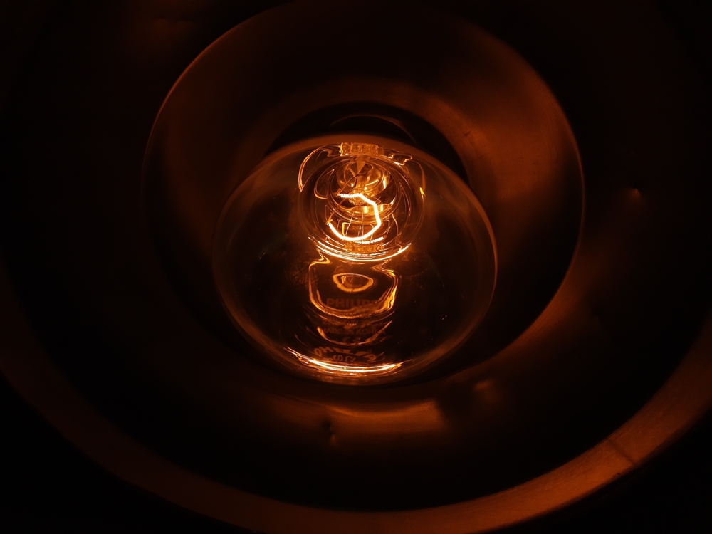 Seven Reasons for Lights Flickering in Your Home